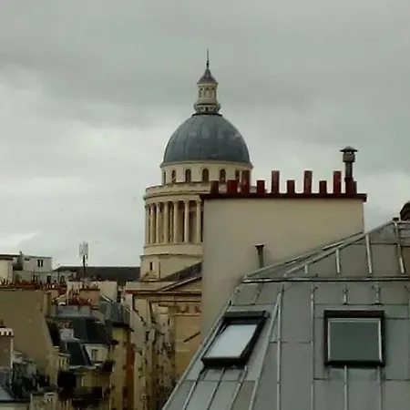 Place Maubert Centre Vue Contemporain Climatisation Ascenseur Paris